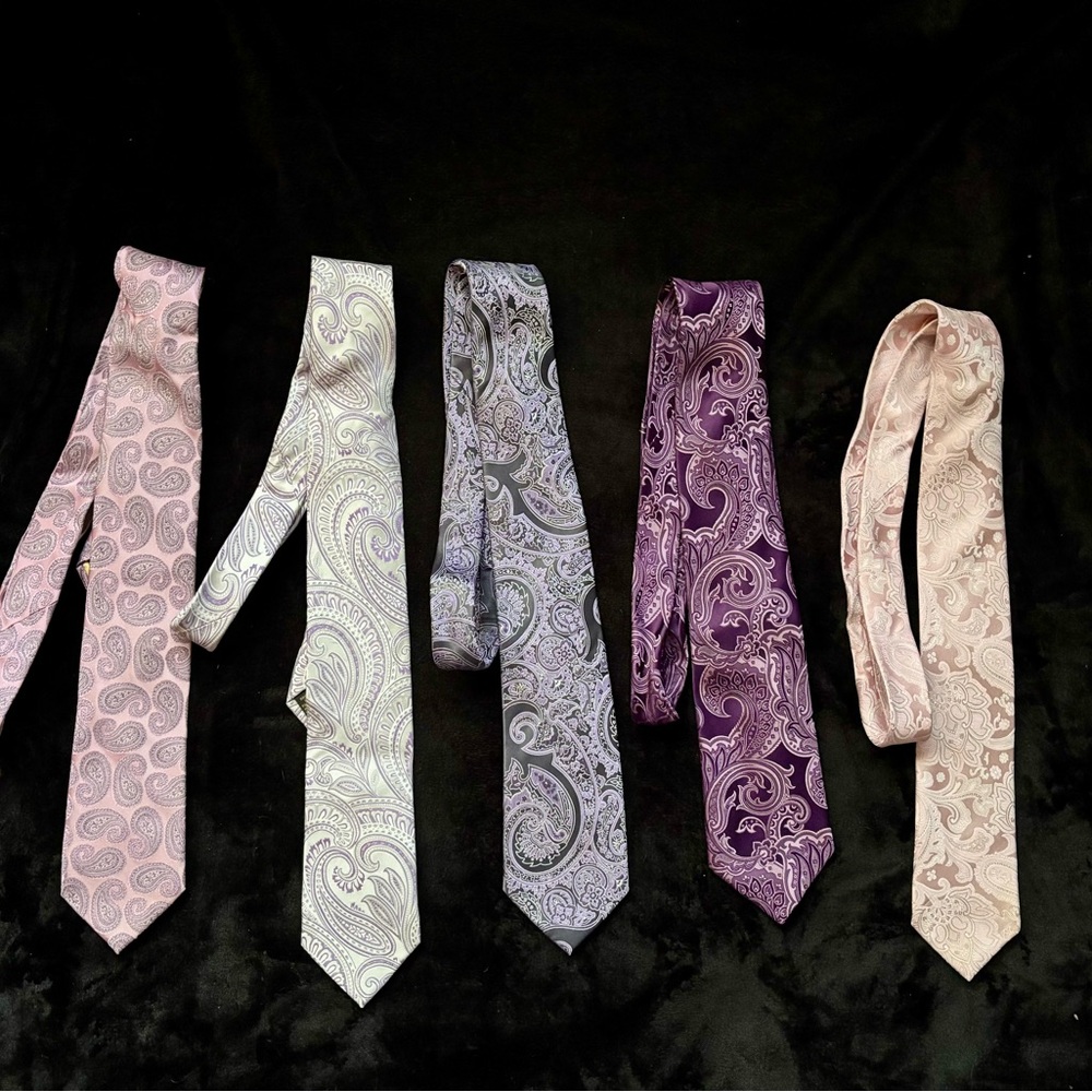Donald Trump ties Paisley Men's Tie Collection - Lavender, Lilac, Cream